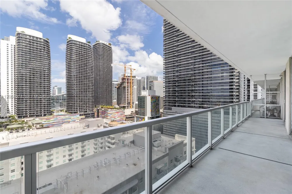 1111 SW 1st Ave #2423-N Miami, FL 33130