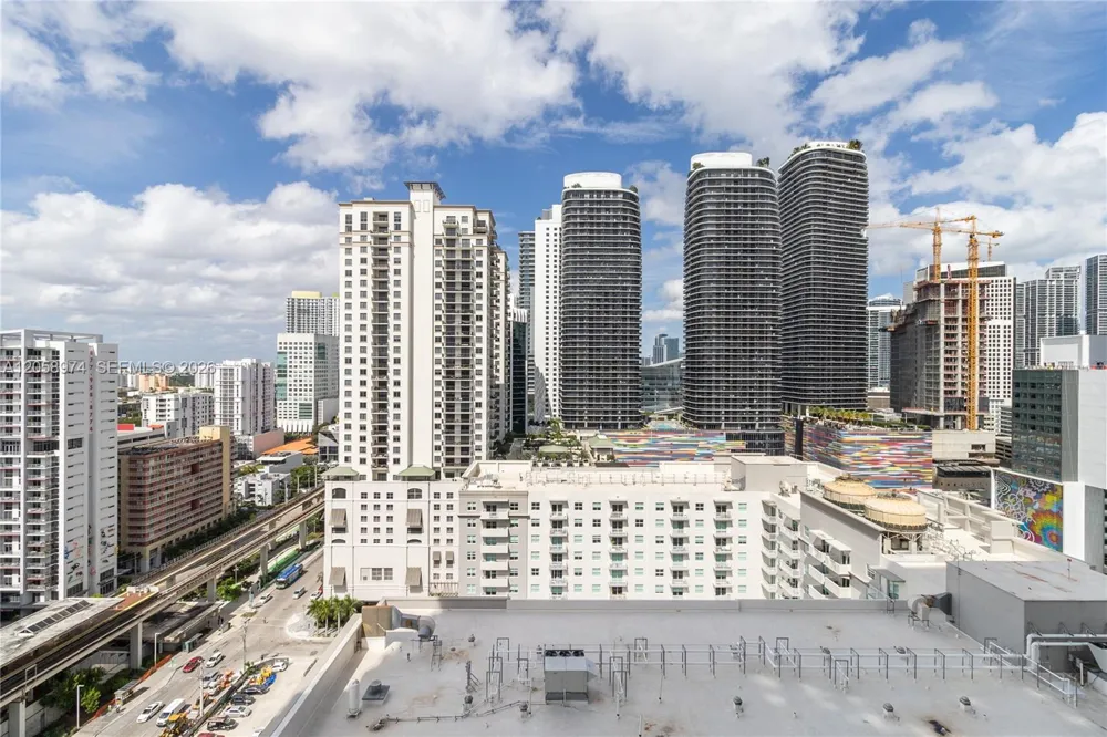 1111 SW 1st Ave #2423-N Miami, FL 33130