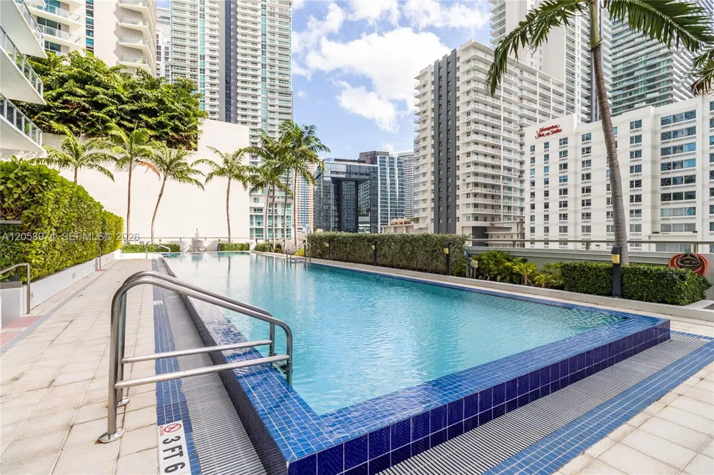 1111 SW 1st Ave #2423-N Miami, FL 33130