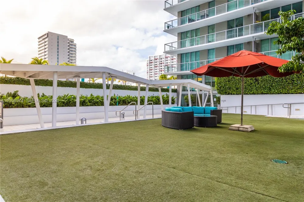 1111 SW 1st Ave #2423-N Miami, FL 33130