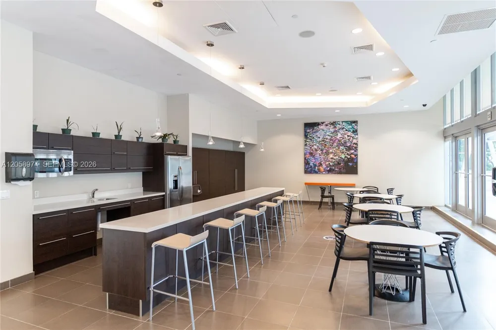 1111 SW 1st Ave #2423-N Miami, FL 33130