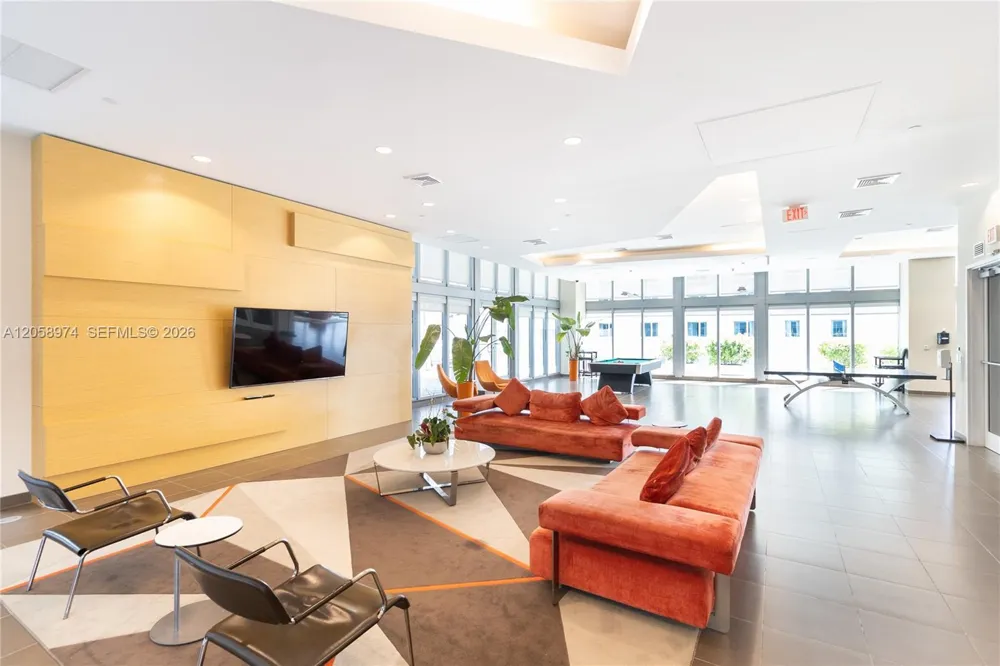 1111 SW 1st Ave #2423-N Miami, FL 33130