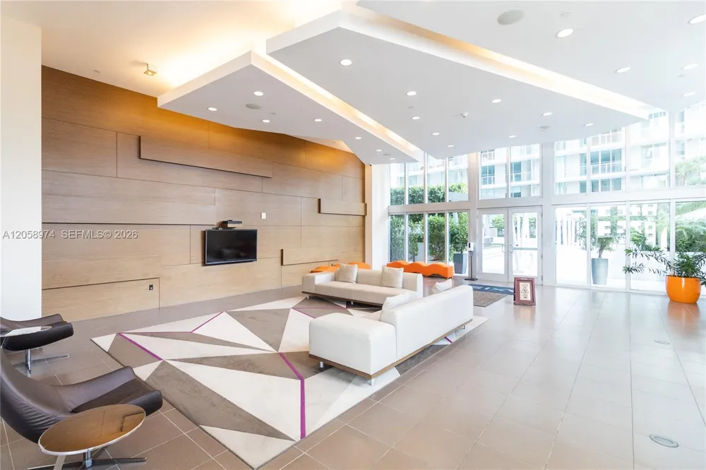 1111 SW 1st Ave #2423-N Miami, FL 33130