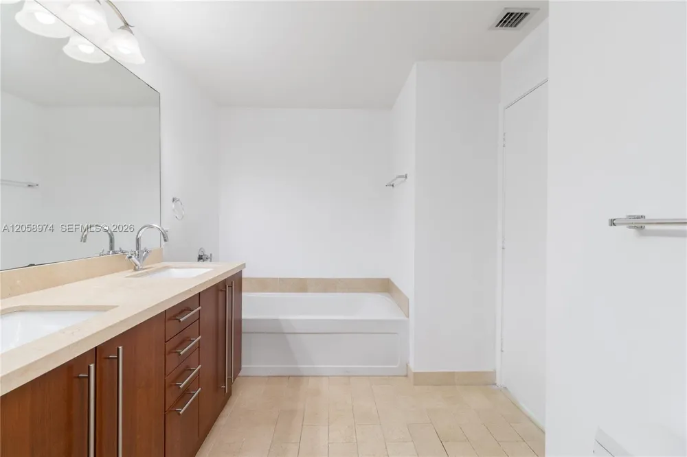 1111 SW 1st Ave #2423-N Miami, FL 33130