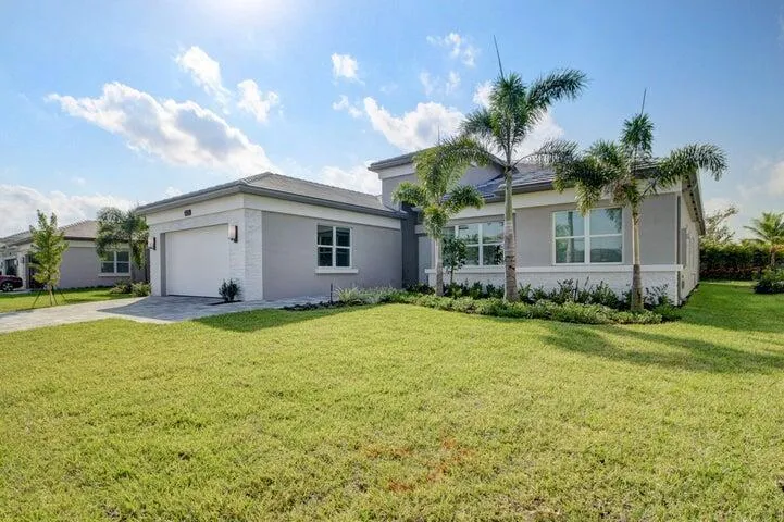 12832 Veneto Springs Drive Boynton Beach, FL 33473