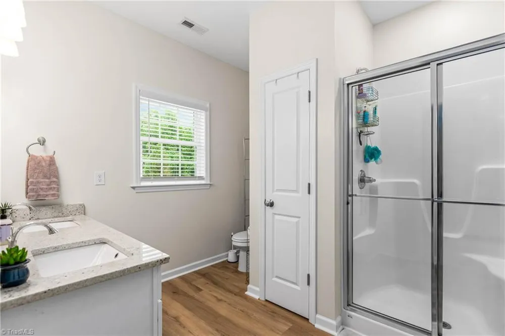 2529 Fiddlers Glenn Drive Winston-Salem, NC 27127