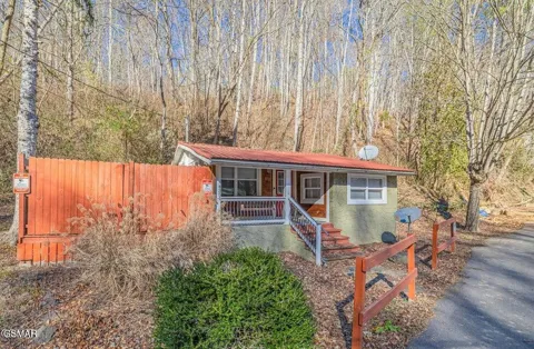4351 Manis Hollow Road