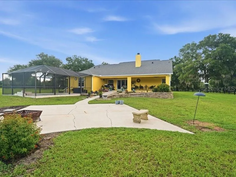19950 SW 5TH PLACE Dunnellon, FL 34431