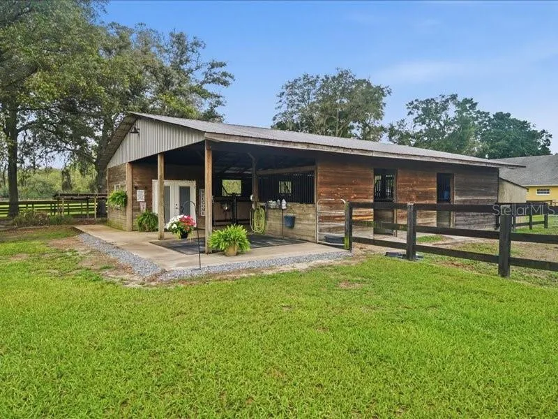 19950 SW 5TH PLACE Dunnellon, FL 34431