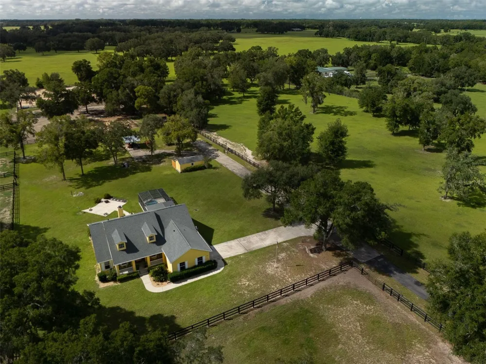 19950 SW 5TH PLACE Dunnellon, FL 34431