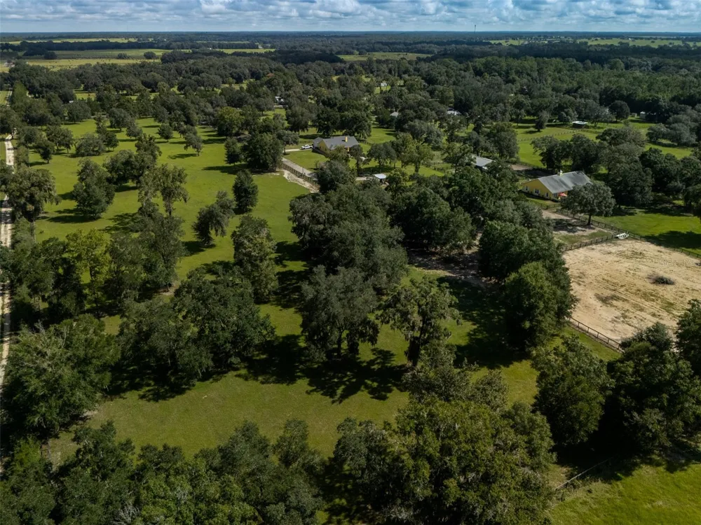 19950 SW 5TH PLACE Dunnellon, FL 34431