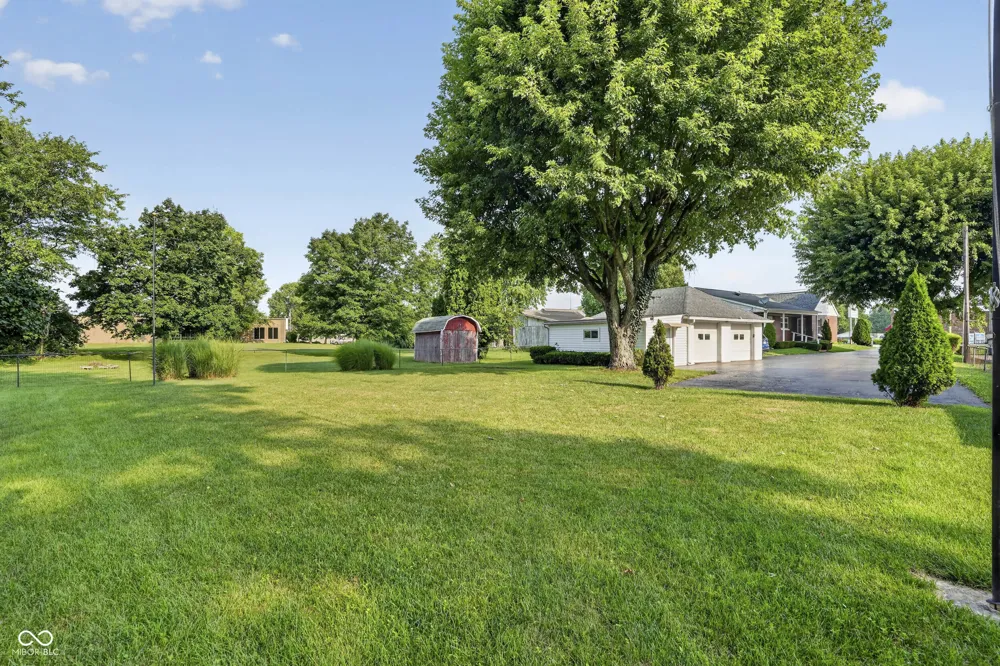 5037 W Us Highway 52 Highway W New Palestine, IN 46163