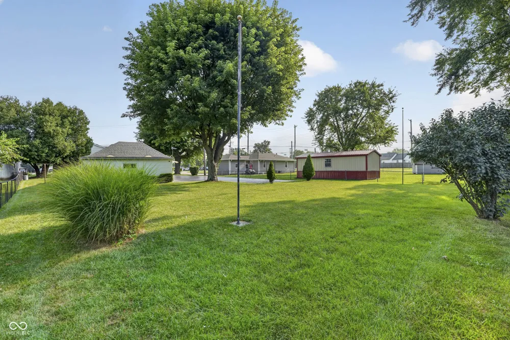 5037 W Us Highway 52 Highway W New Palestine, IN 46163