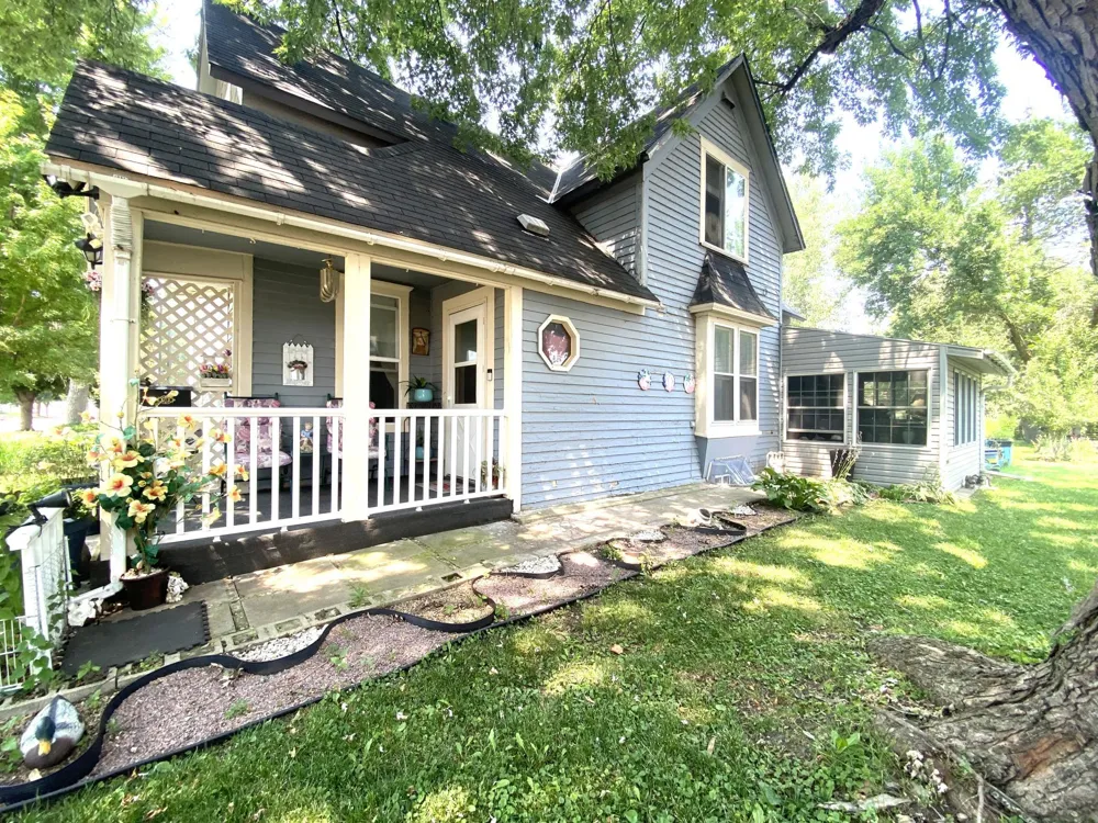 640 11th Street Windom, MN 56101