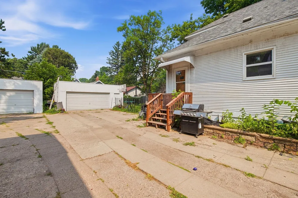711 7th Street Brainerd, MN 56401