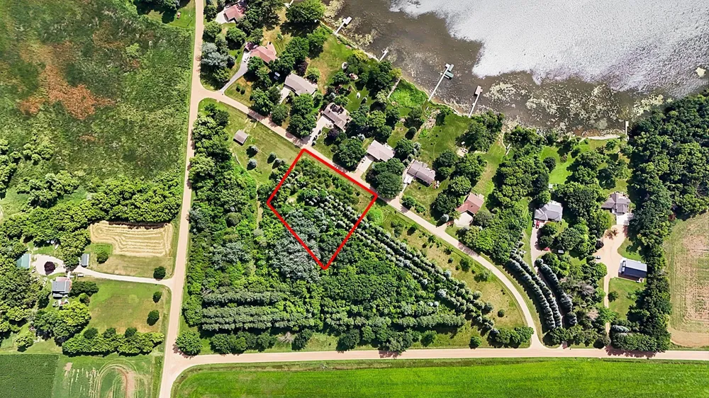xx Imhoff Avenue SW Howard Lake, MN 55349