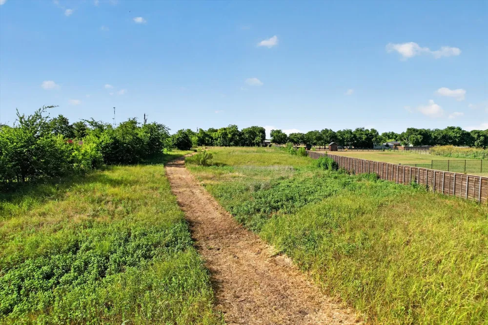 Belz Road Sanger, TX 76266