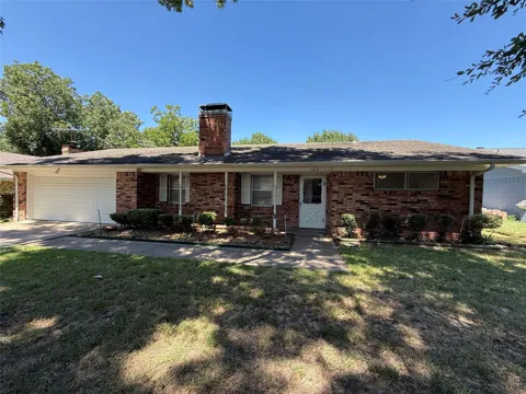 124 Poinsettia Circle