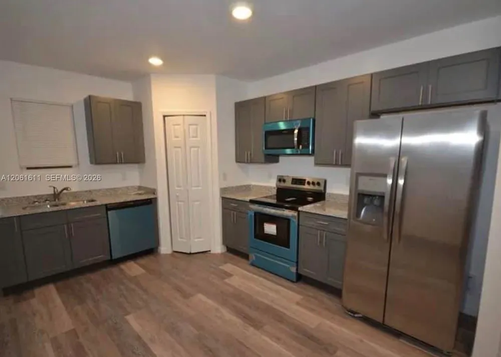 2221 Carver Ave #N/A Fort Myers, FL 33916
