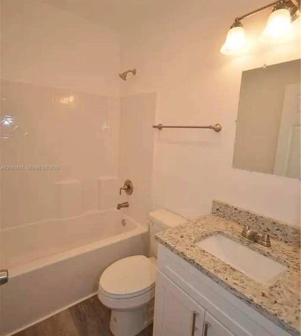 2221 Carver Ave #N/A Fort Myers, FL 33916