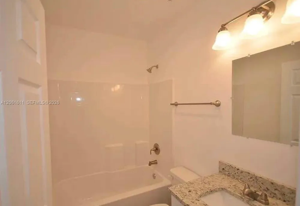 2221 Carver Ave #N/A Fort Myers, FL 33916