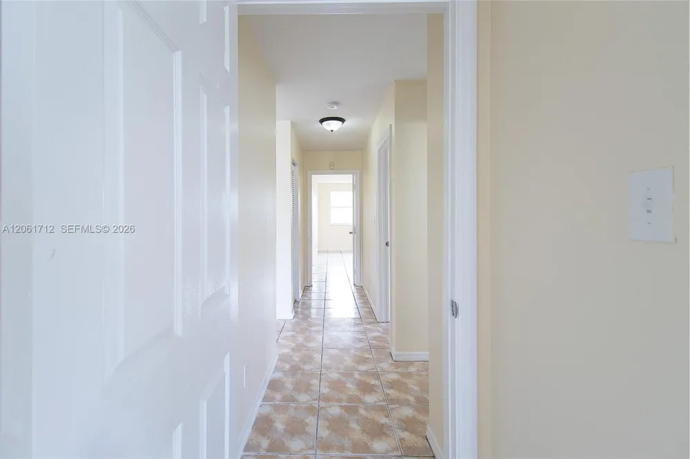 455 NW 14th St Florida City, FL 33034
