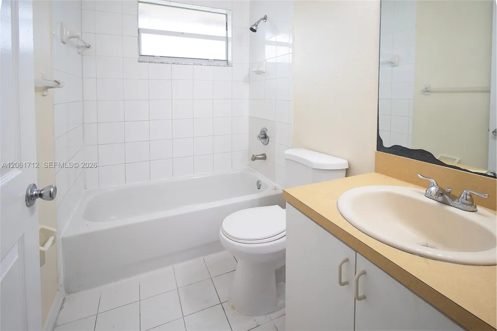 455 NW 14th St Florida City, FL 33034