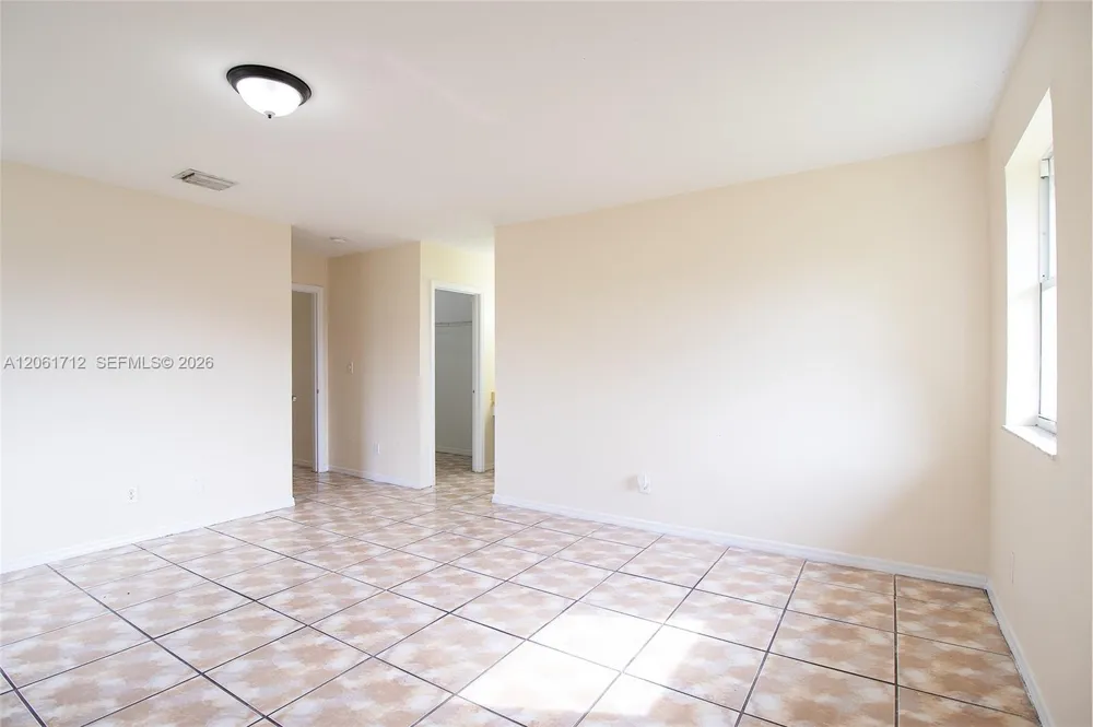 455 NW 14th St Florida City, FL 33034