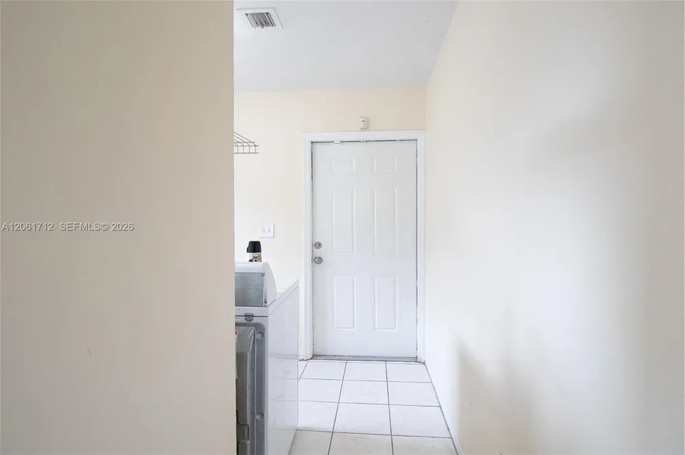 455 NW 14th St Florida City, FL 33034