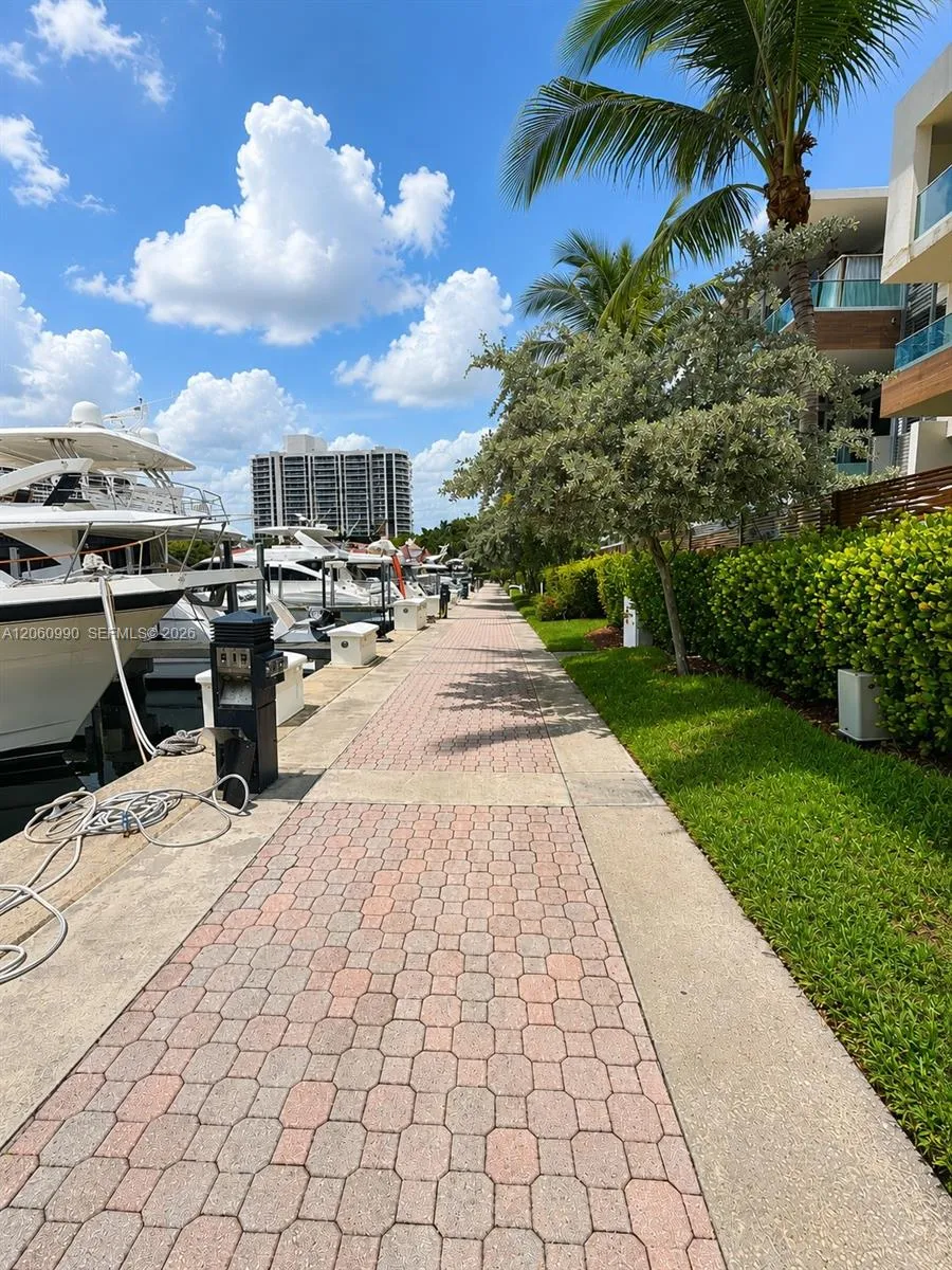 3601 NE 207th St Aventura, FL 33180