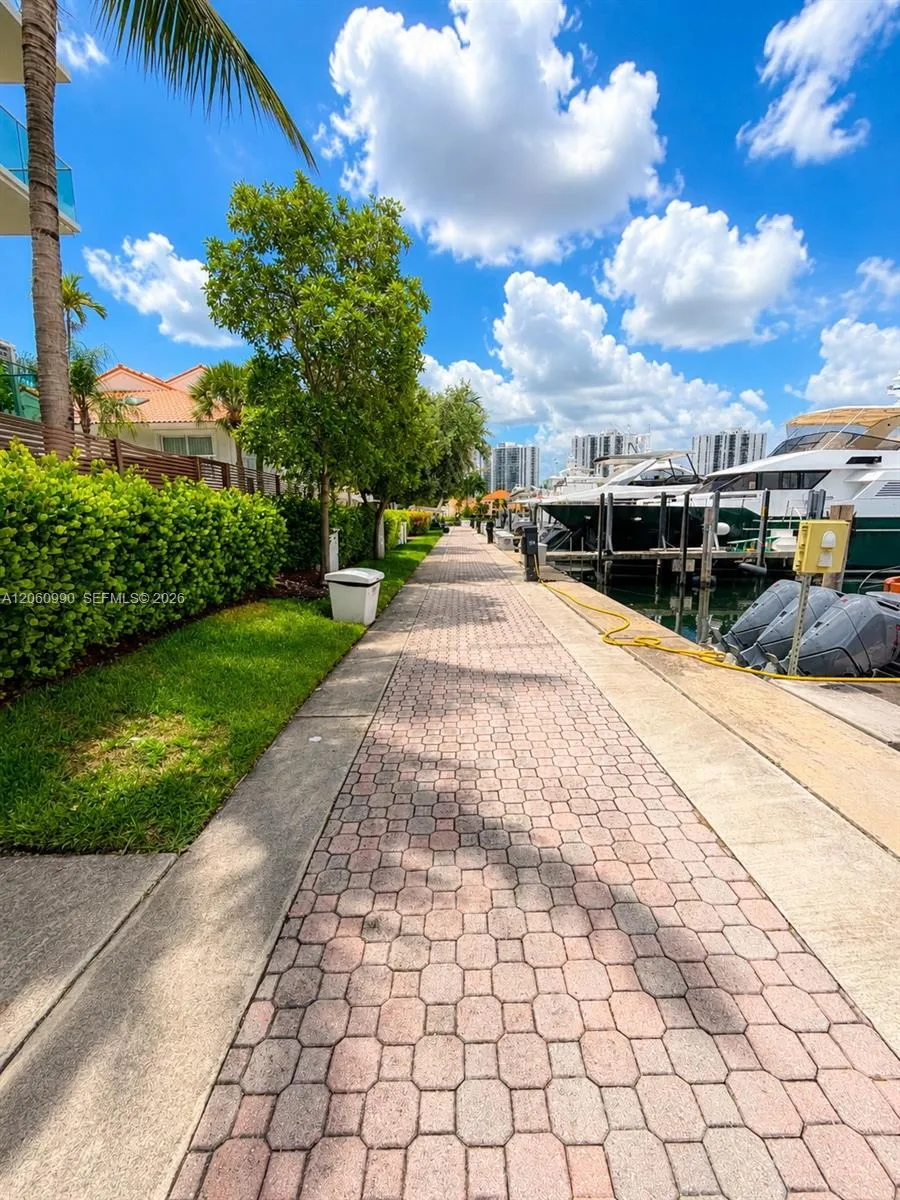 3601 NE 207th St Aventura, FL 33180
