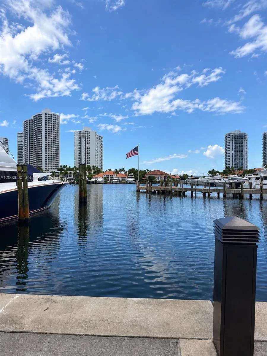 3601 NE 207th St Aventura, FL 33180