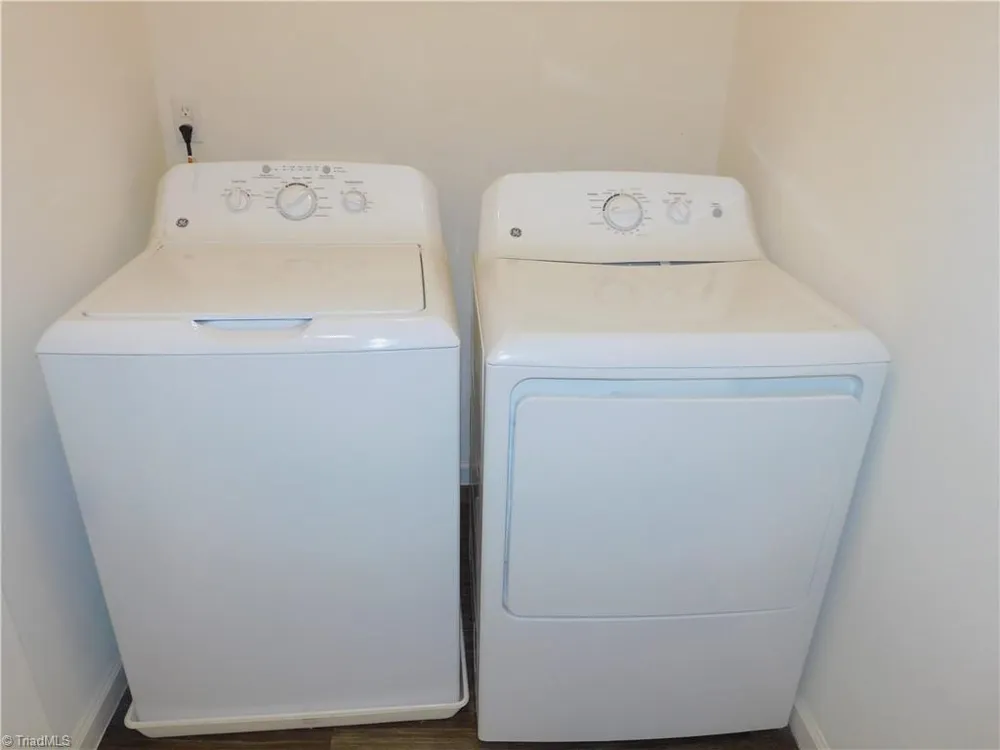 719 Torbay Drive McLeansville, NC 27301