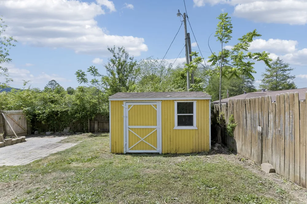 217 College Ave E Carthage, TN 37030