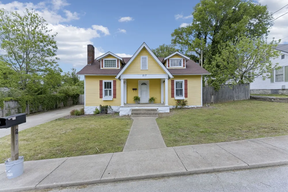 217 College Ave E Carthage, TN 37030