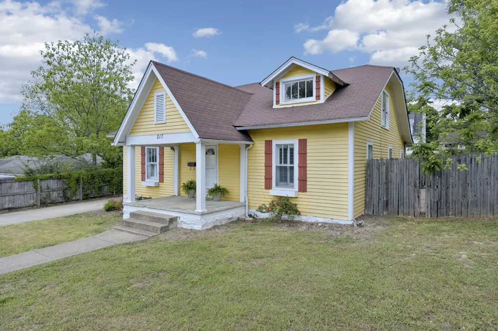 217 College Ave E Carthage, TN 37030