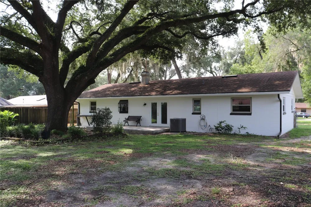 2161 NE 38 STREET ocala, FL 34479