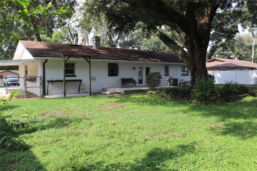 2161 NE 38 STREET ocala, FL 34479