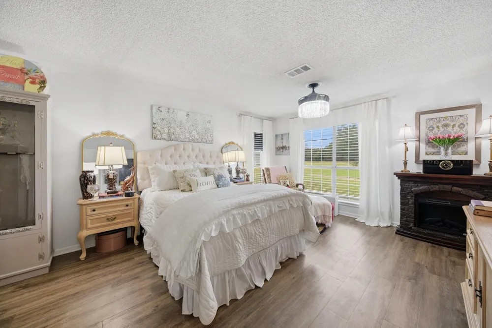 3230 S Fm 1291 Fayetteville, TX 78940