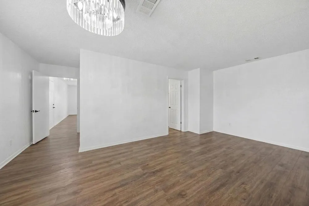 3230 S Fm 1291 Fayetteville, TX 78940