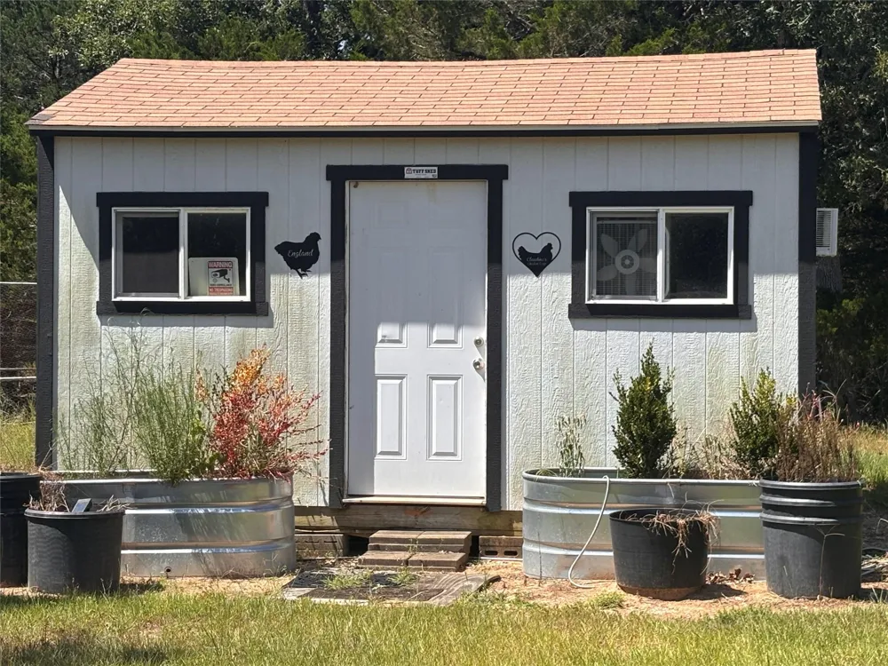 3230 S Fm 1291 Fayetteville, TX 78940