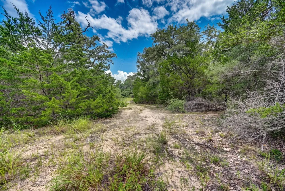 3230 S Fm 1291 Fayetteville, TX 78940