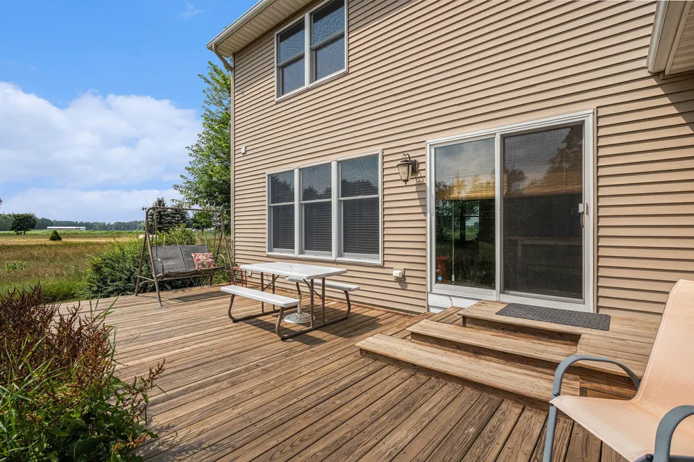 67025 46th Avenue Hartford, MI 49057