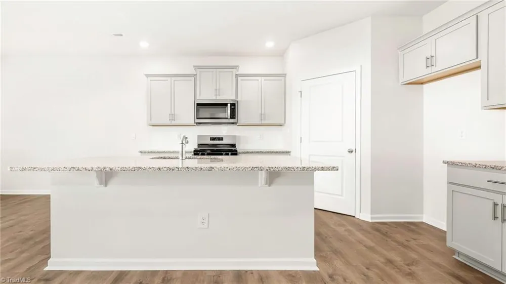 204 Hungerford Boulevard Jamestown, NC 27282