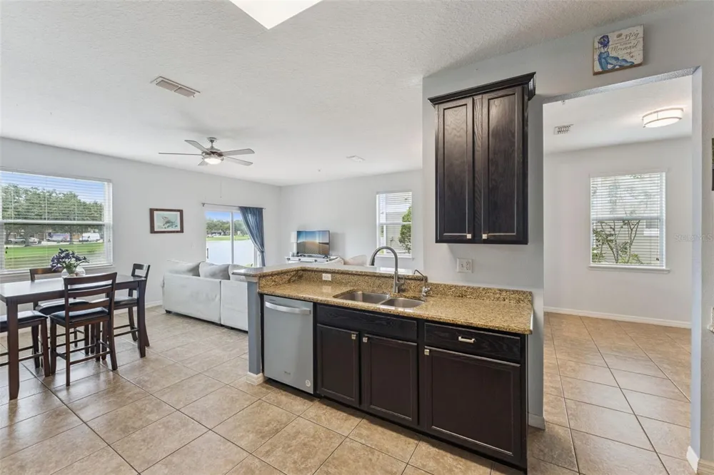 1668 SCARLET OAK LOOP #C Winter Garden, FL 34787