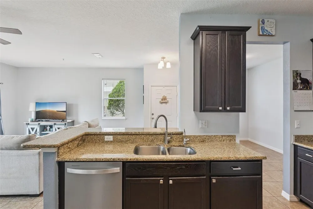 1668 SCARLET OAK LOOP #C Winter Garden, FL 34787