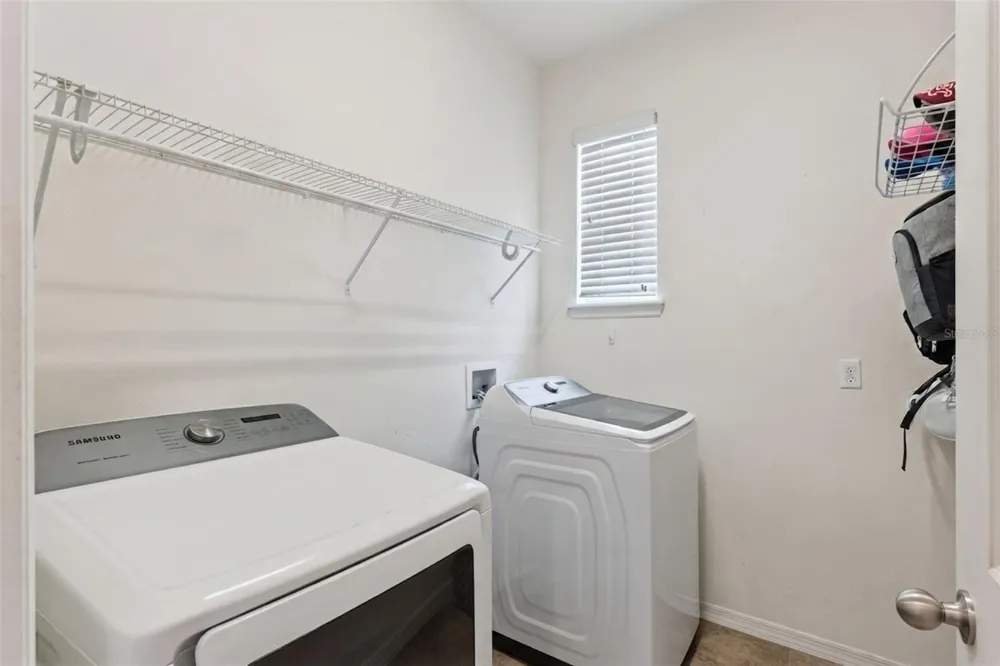 1668 SCARLET OAK LOOP #C Winter Garden, FL 34787