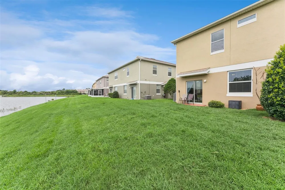 1668 SCARLET OAK LOOP #C Winter Garden, FL 34787