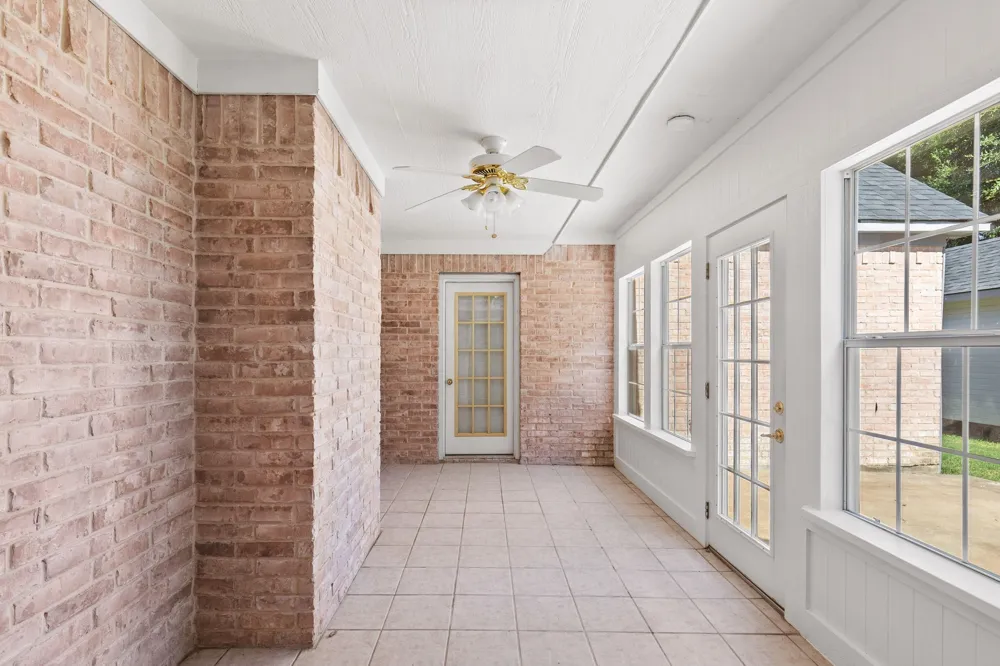 305 Kelli Circle Sulphur Springs, TX 75482