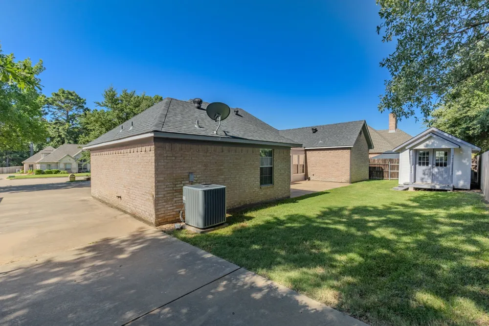 305 Kelli Circle Sulphur Springs, TX 75482